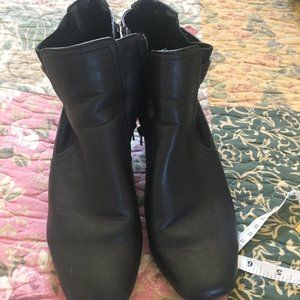 Ankle dress boots